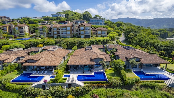 Luxury Vacation Rentals callout