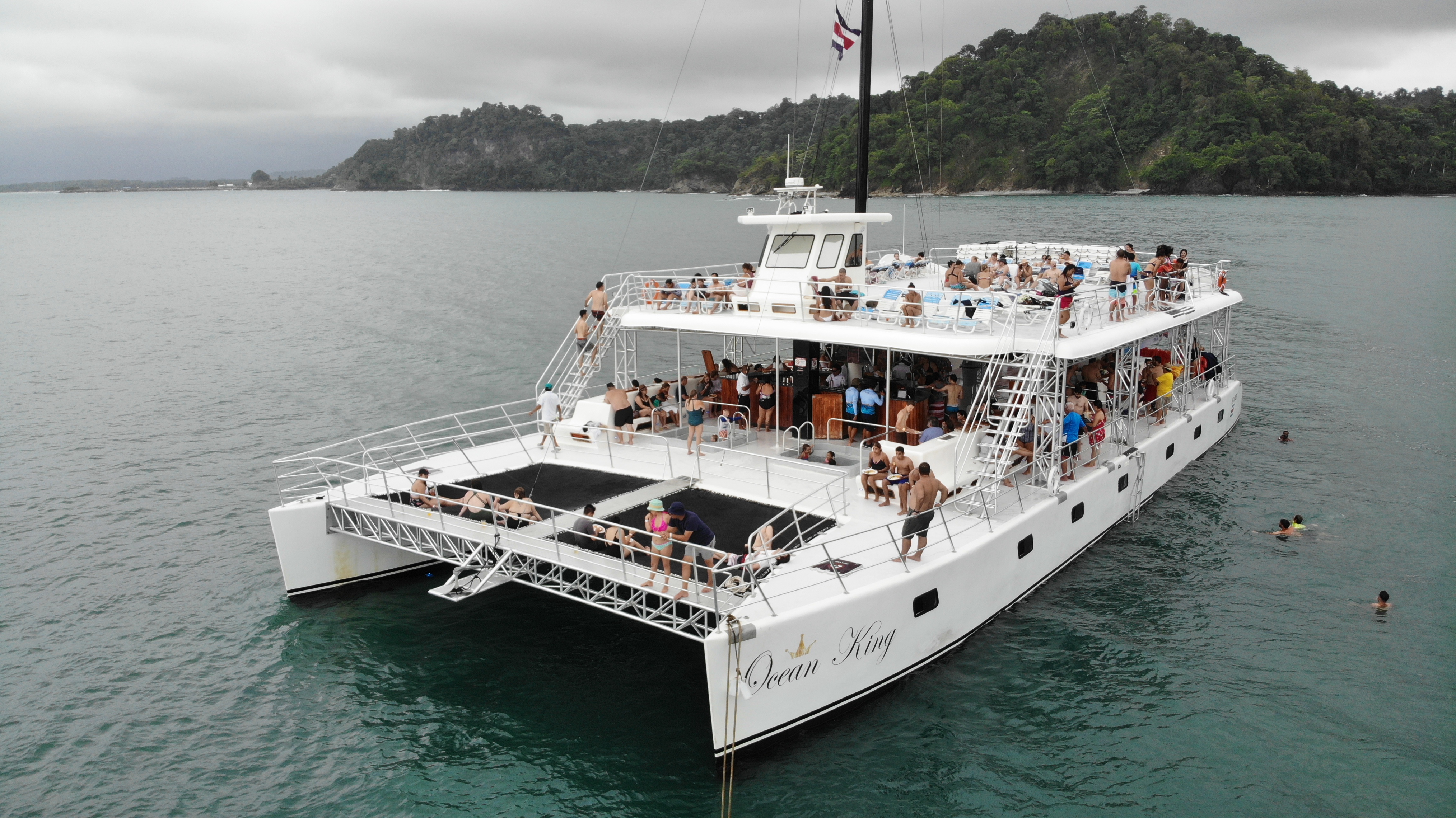 Things To Do Manuel Antonio Catamaran 
