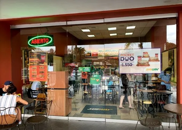 Things To Do Outside of the Resort PIZZA HUT