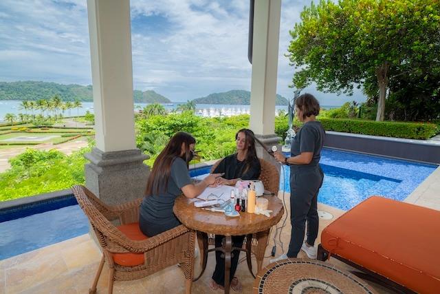 Servicio profesional de spa a domicilio en un alojamiento vacacional de lujo en Los Sueños, Costa Rica